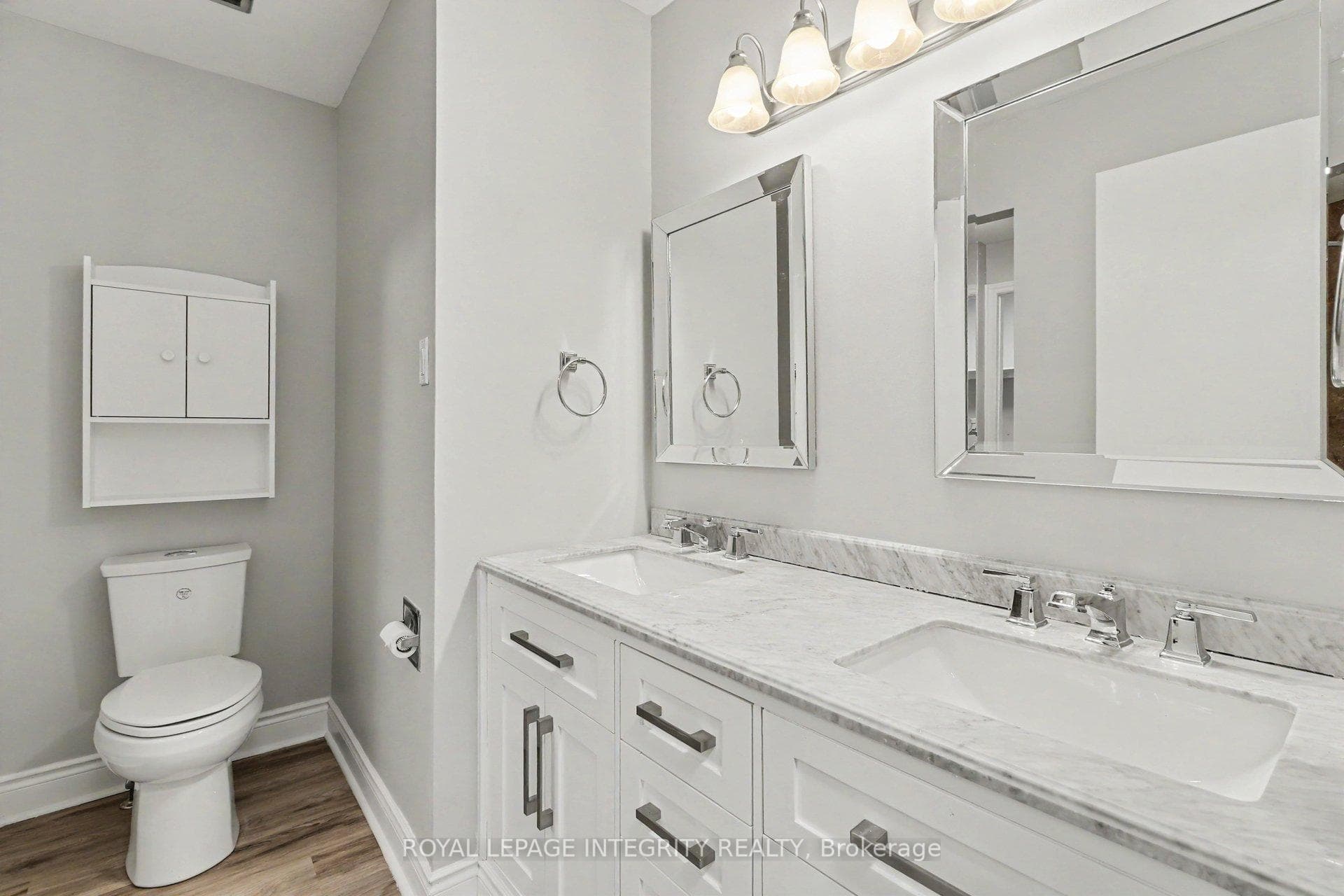 1511 Thurlow Street photo 20