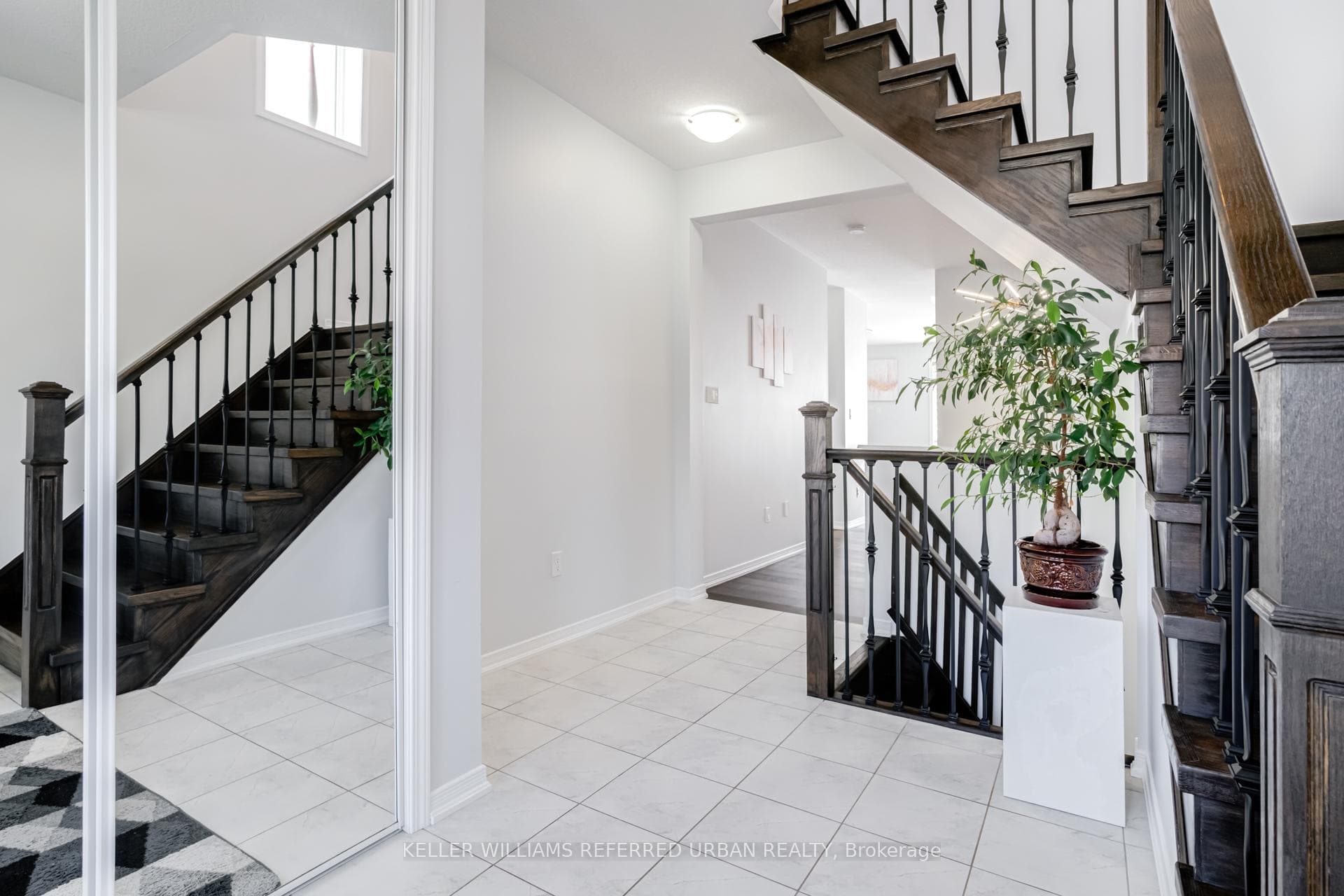 231 Seabrook Drive photo 4