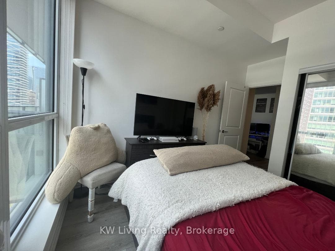 8 Mercer Street Unit 1801 photo 12