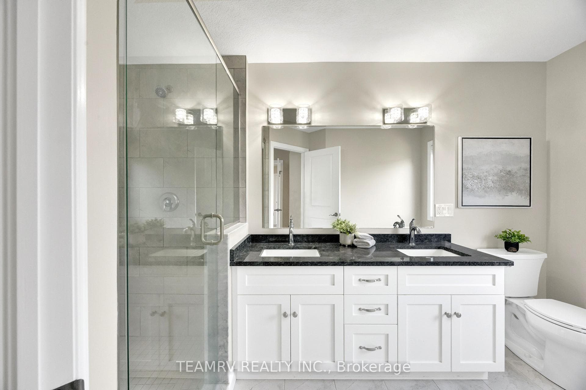 382 Masters Drive photo 22