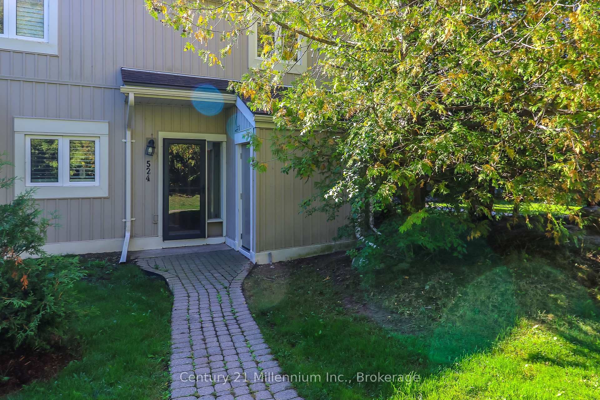 524 Oxbow Crescent photo 15