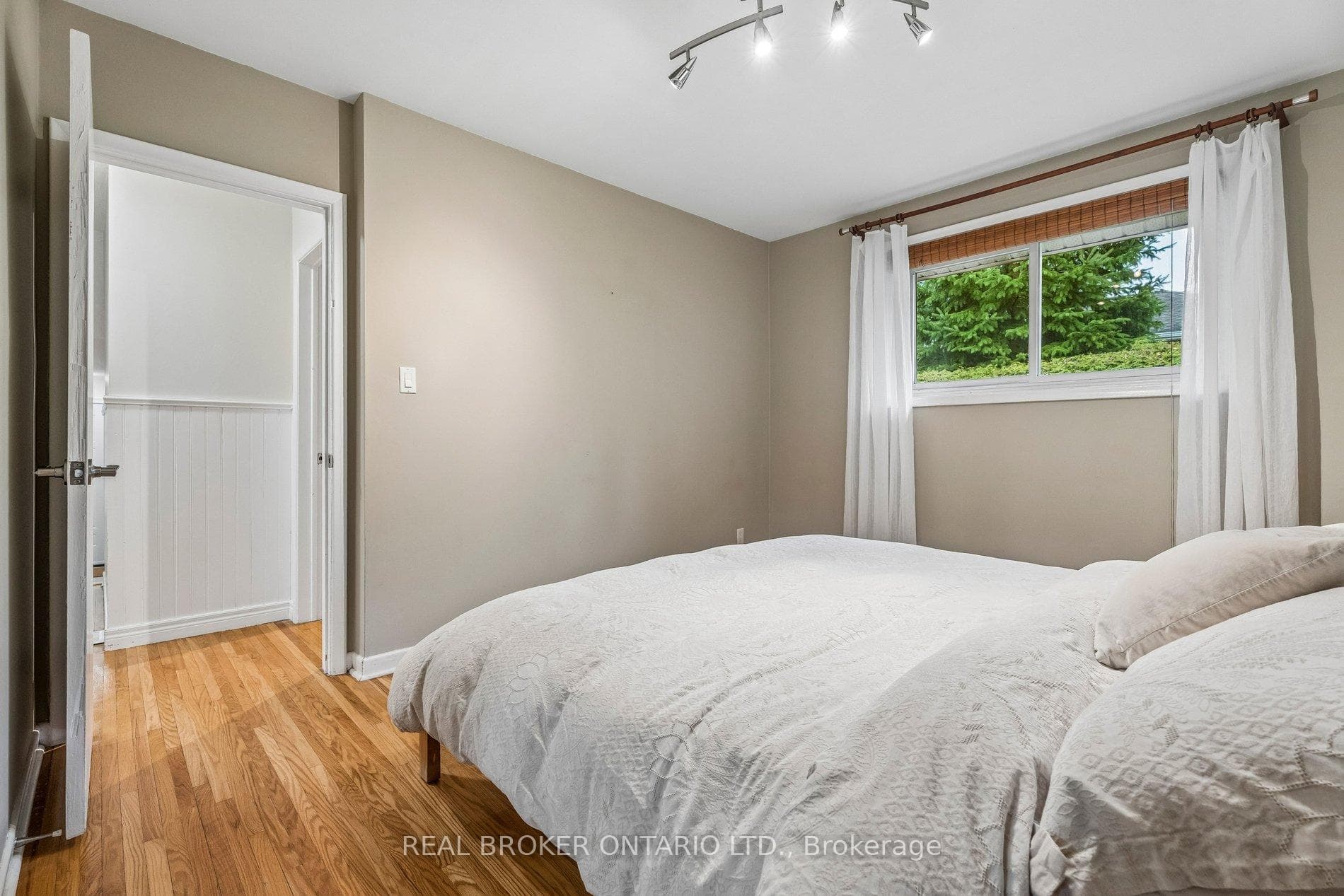 40 Seaton Drive photo 20