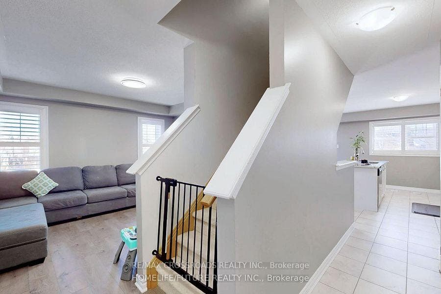 239 Netherby Lane photo 26