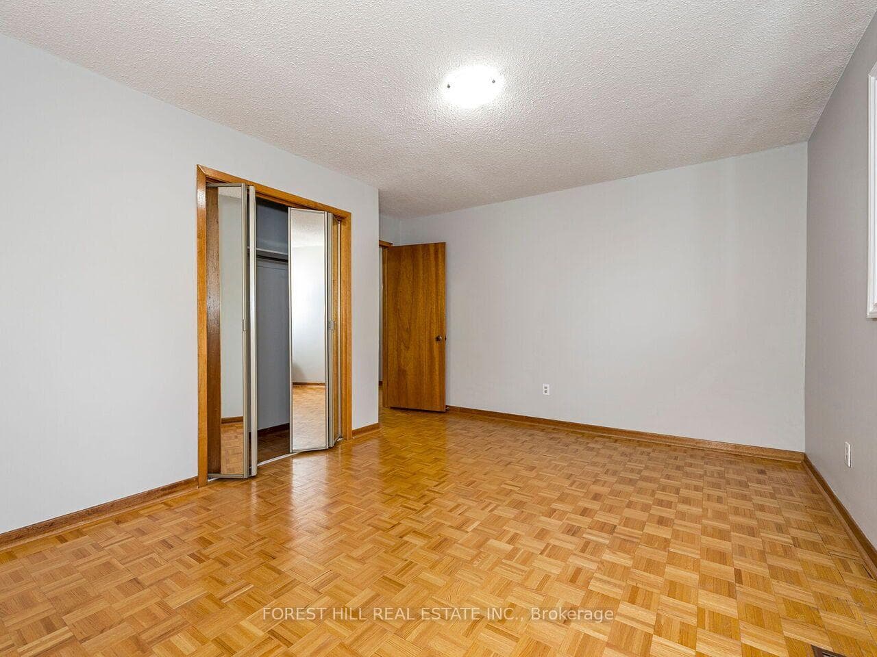 6193 Montevideo Road photo 14
