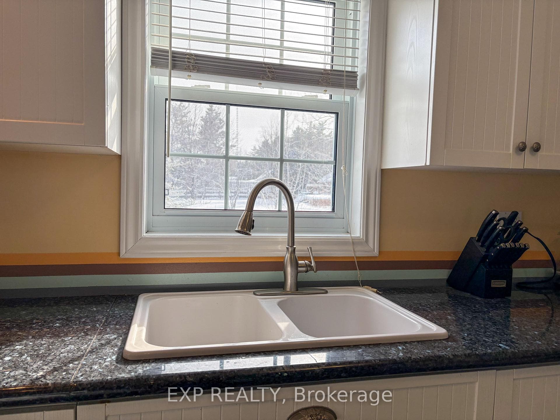 2296 Eady Road photo 5