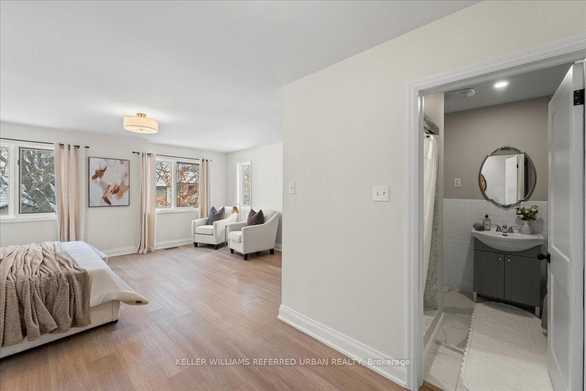 74 Elmhurst Avenue photo 26
