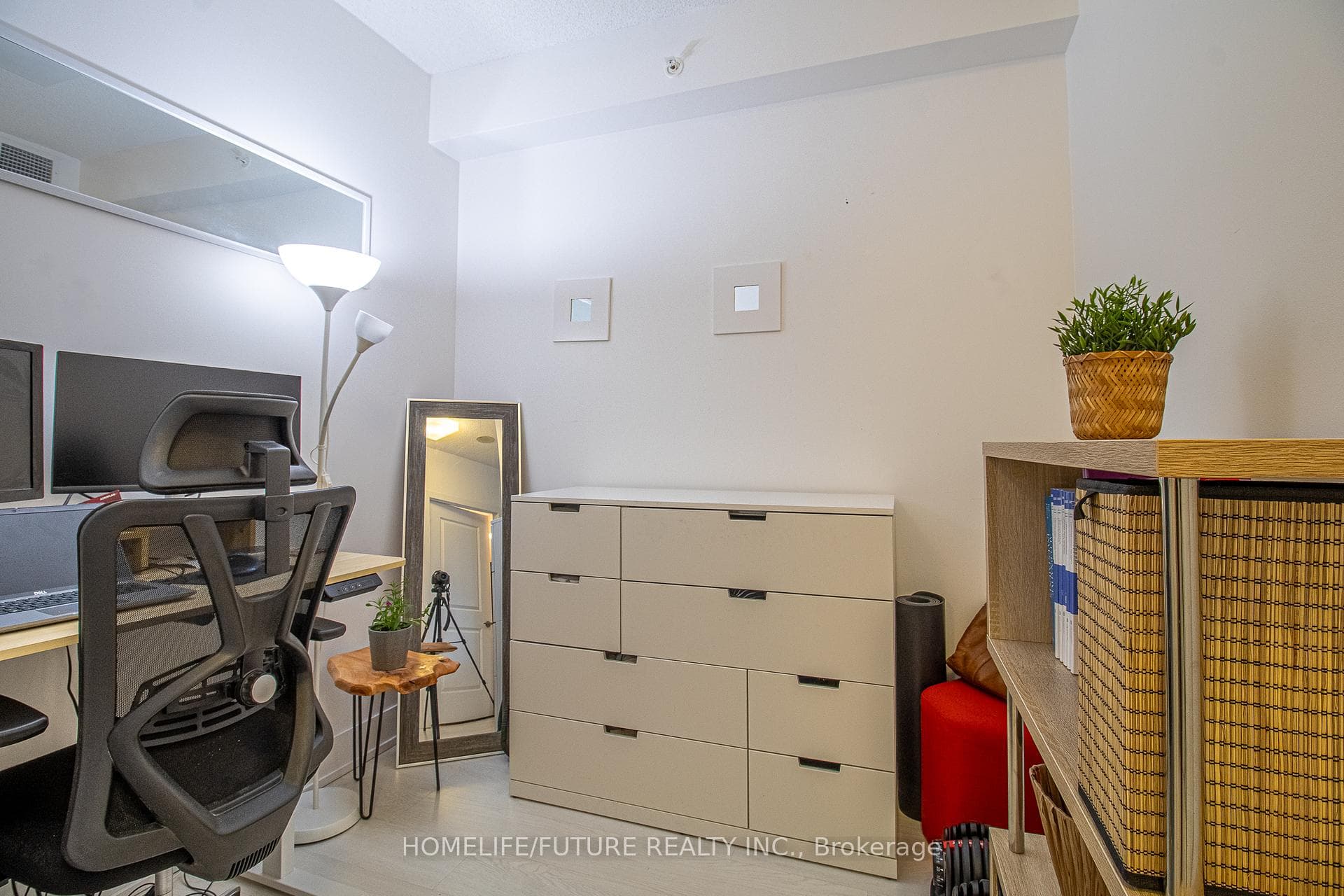 68 Merton Street Unit 405 photo 10