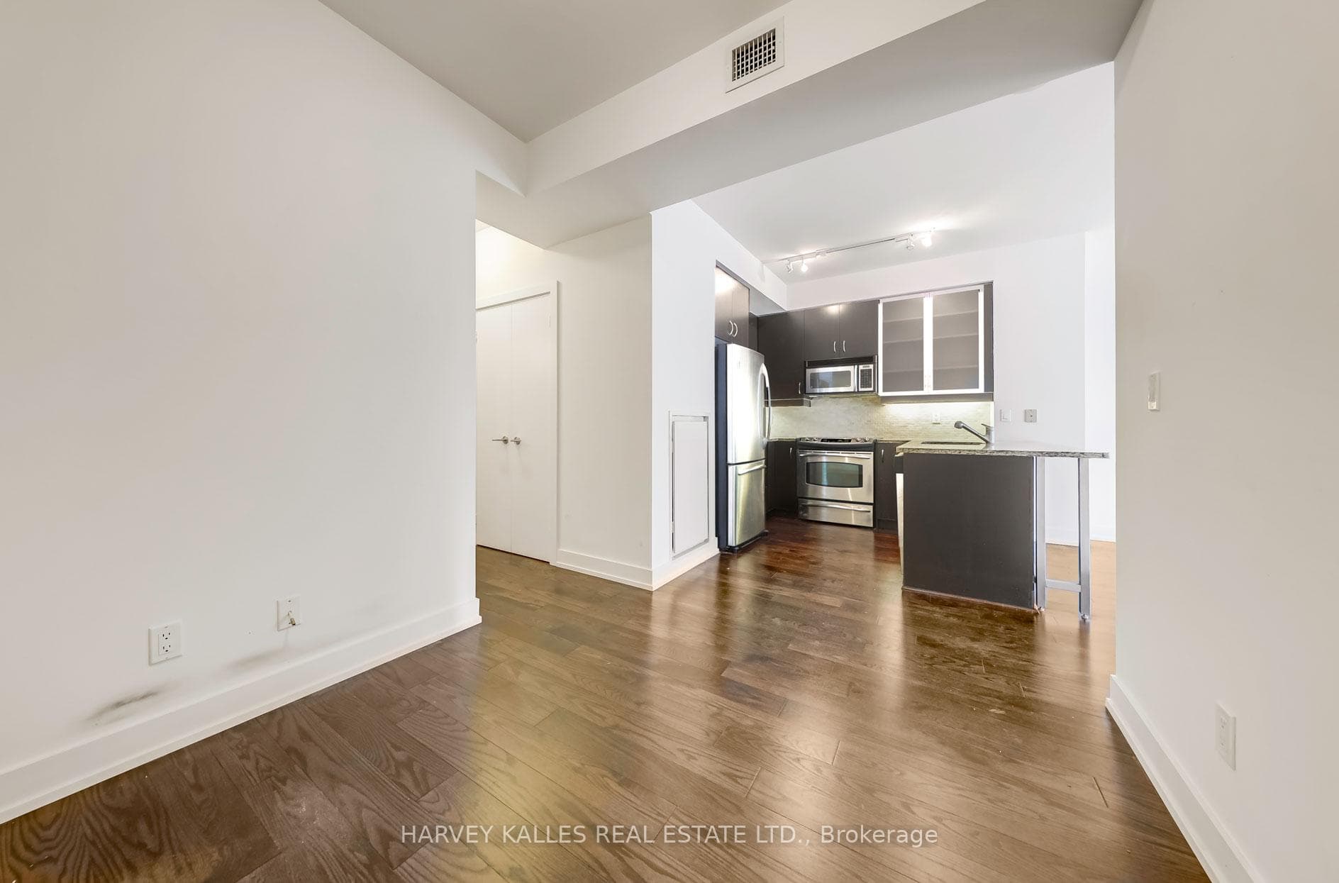 438 King Street Unit 914 photo 27