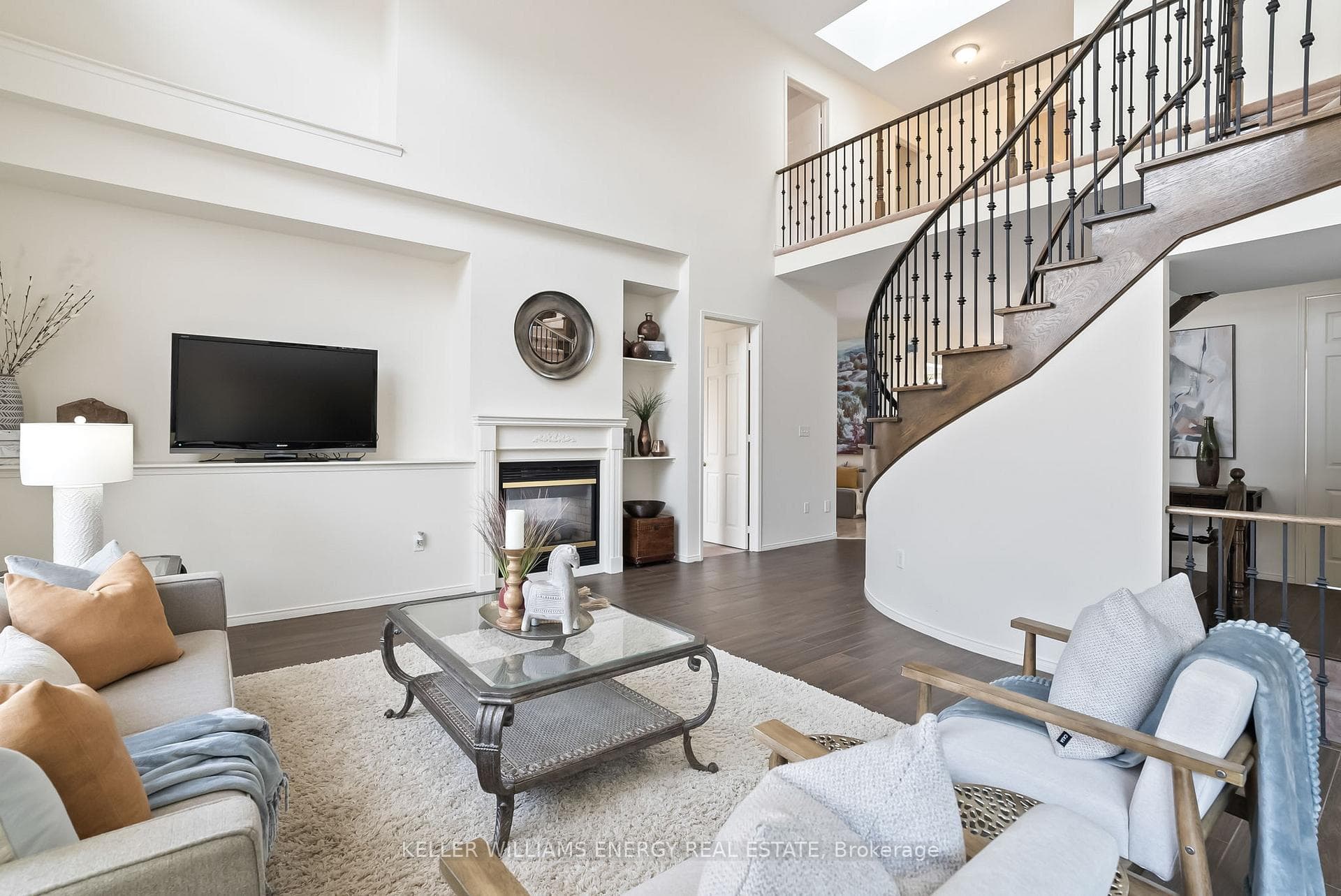 9 Dolby Crescent photo 9