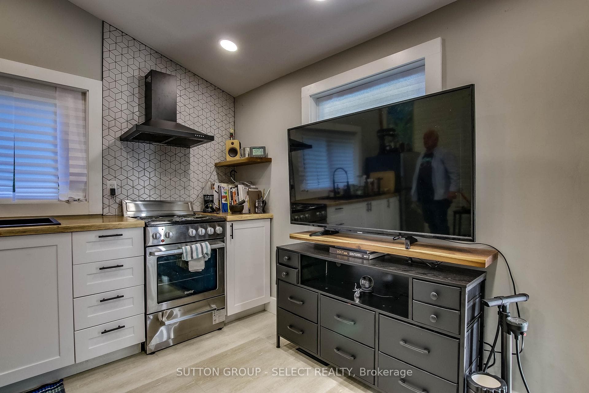 71 Briscoe Street photo 19