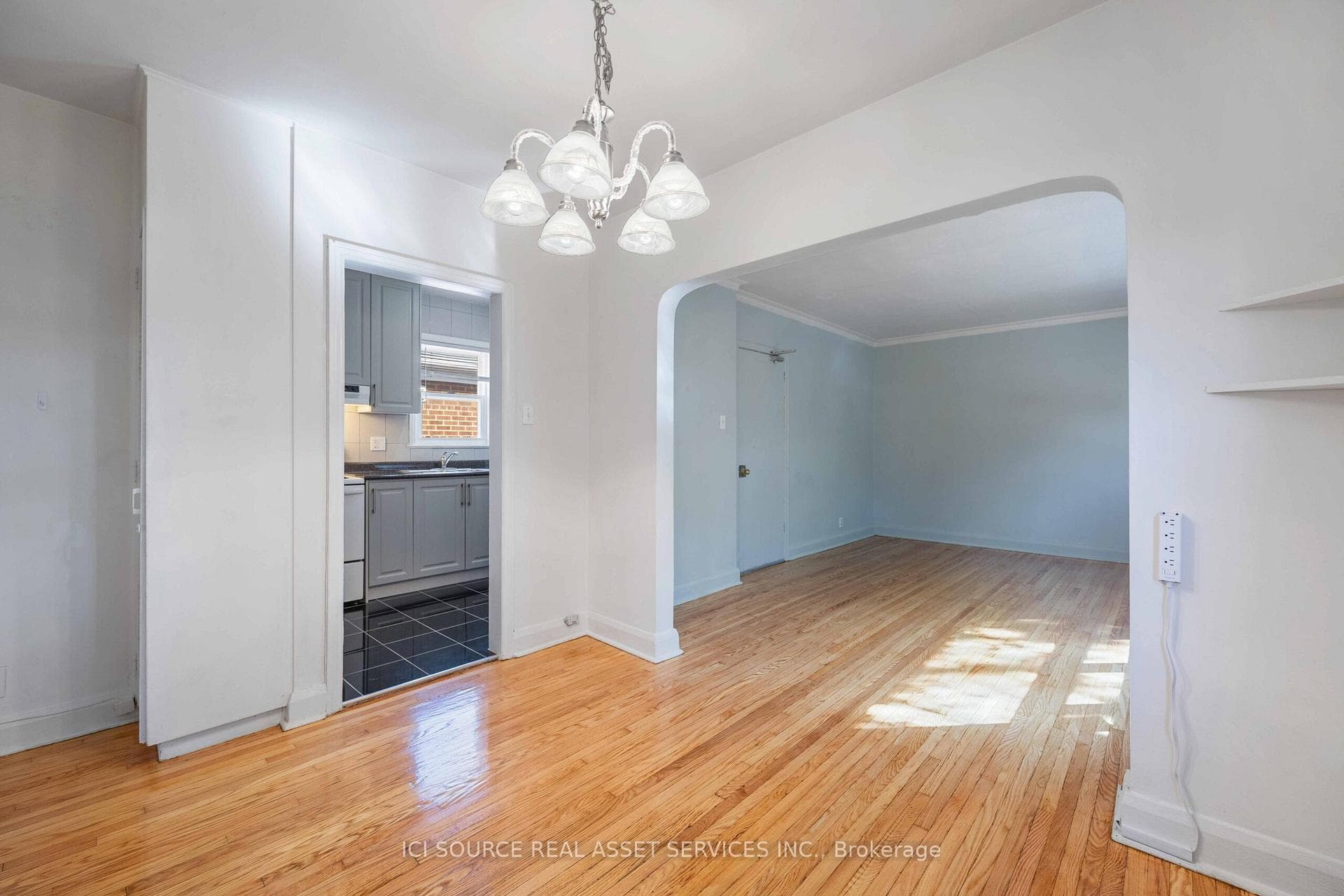 112 Eastwood Road Unit 3 photo 7