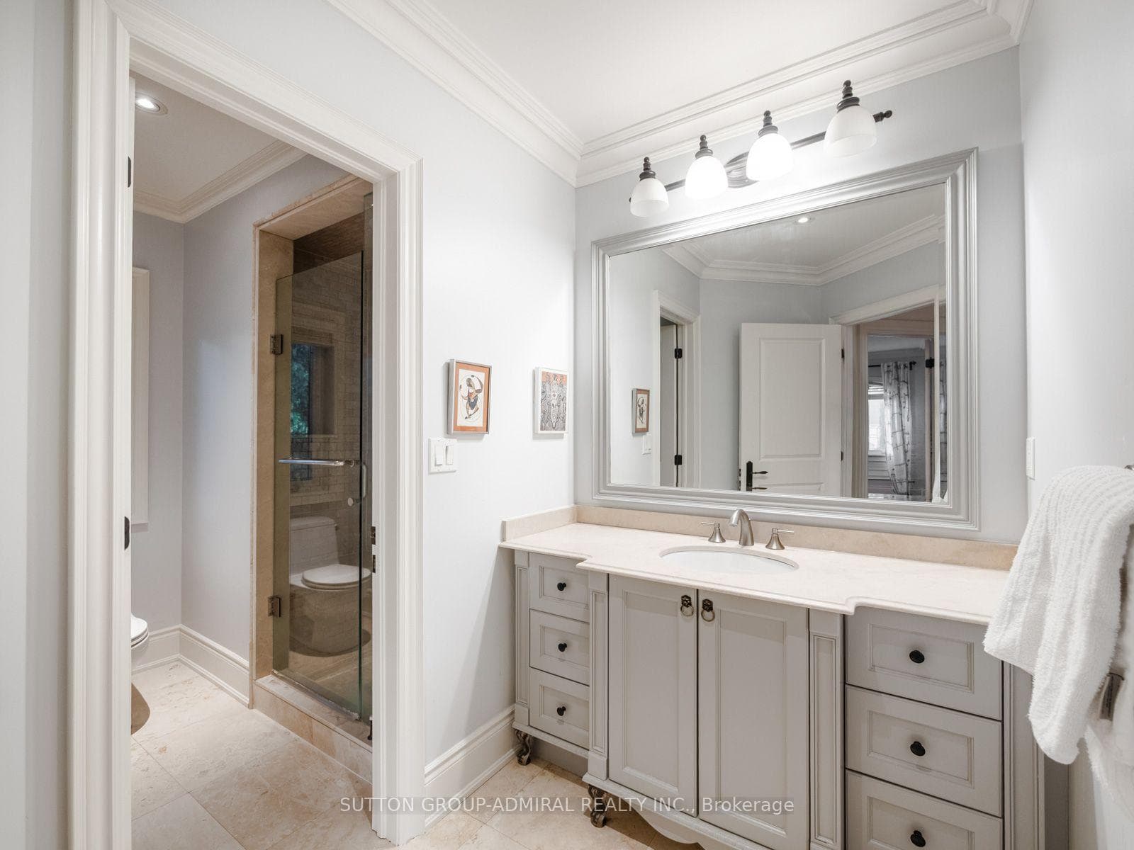 35 Wentworth Avenue photo 33