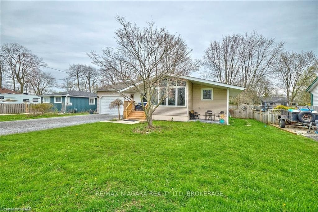 3105 BETHUNE Avenue photo 3