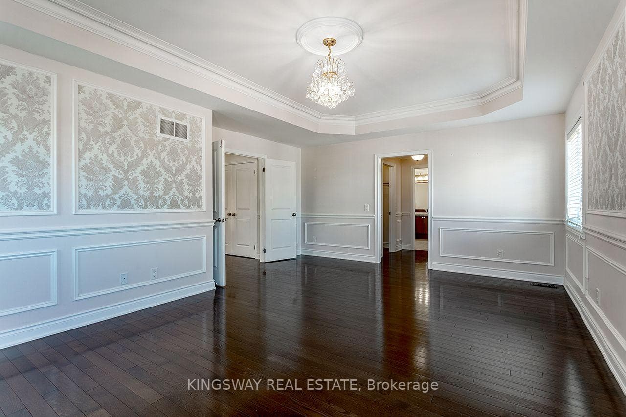 9 Scotchmere Crescent photo 21