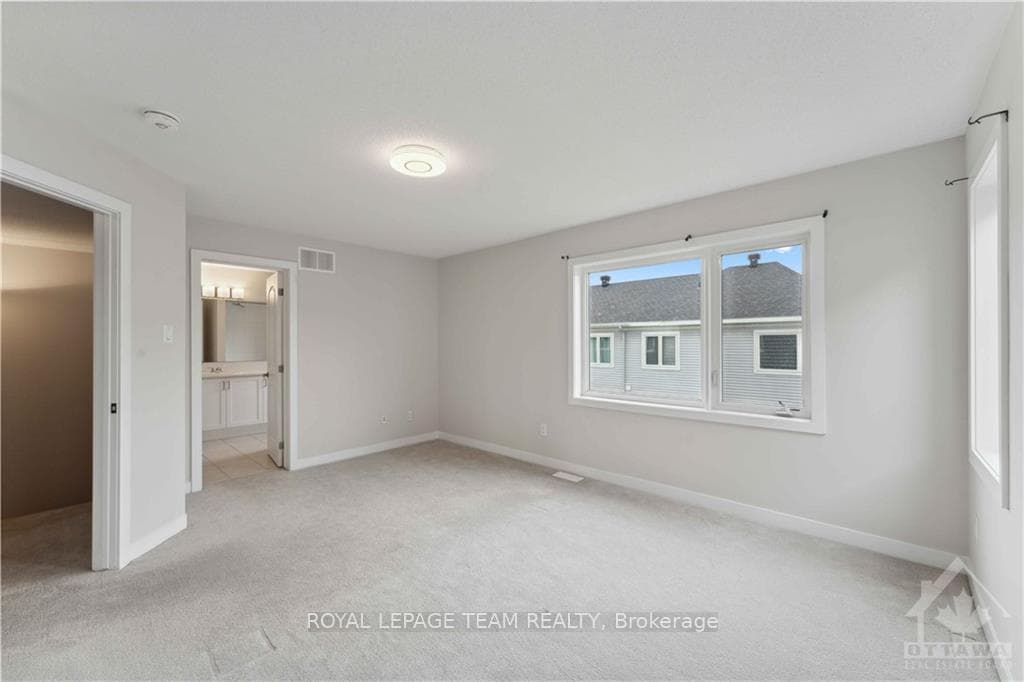 633 CHILLERTON Drive photo 16