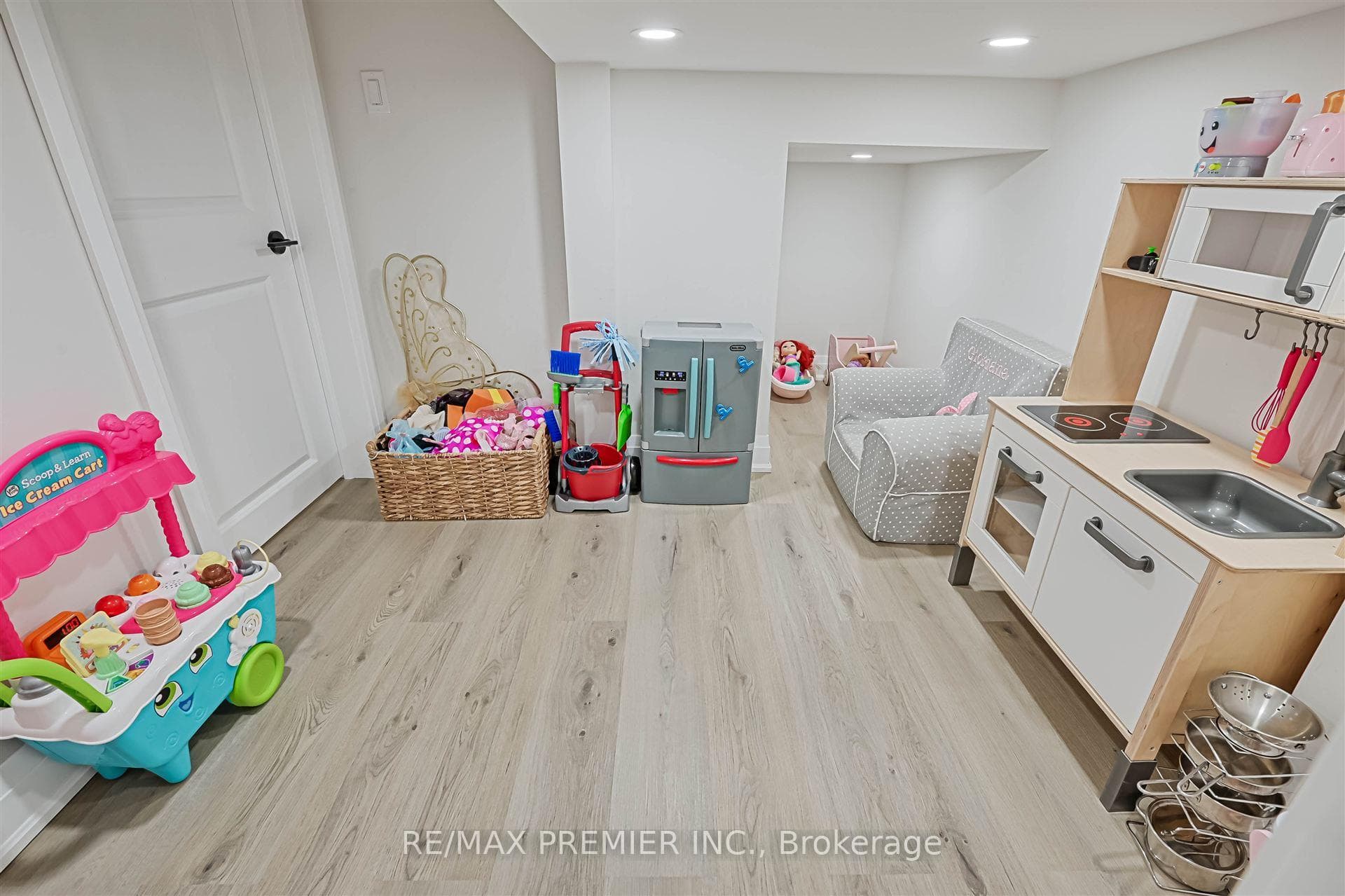 268 Kincardine Street photo 34