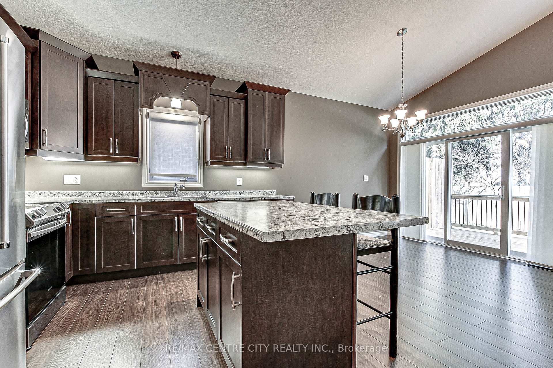 1 Vineden Drive Unit 7 photo 12