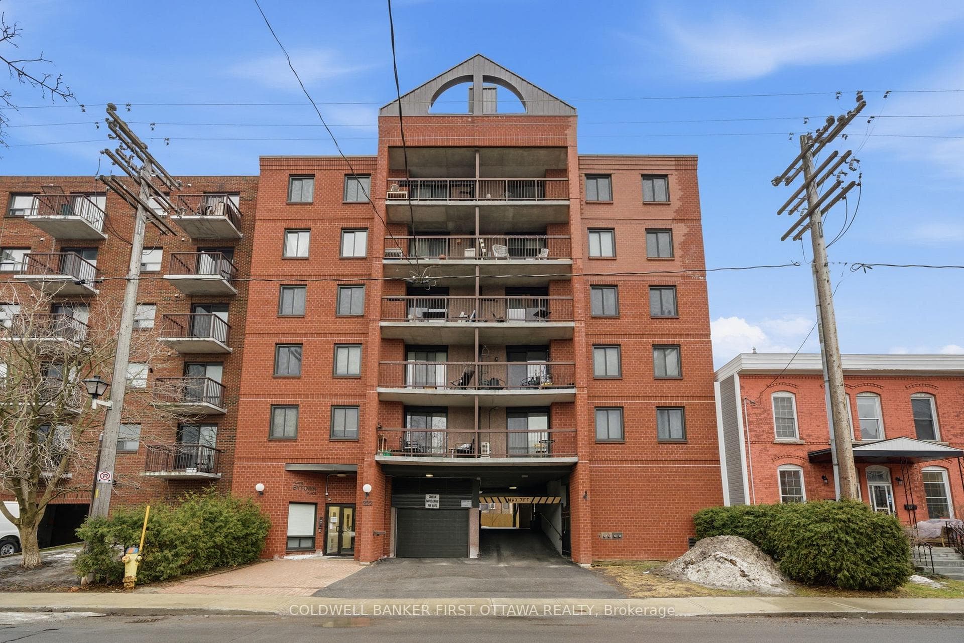 222 Guigues Avenue Unit 402 photo 2