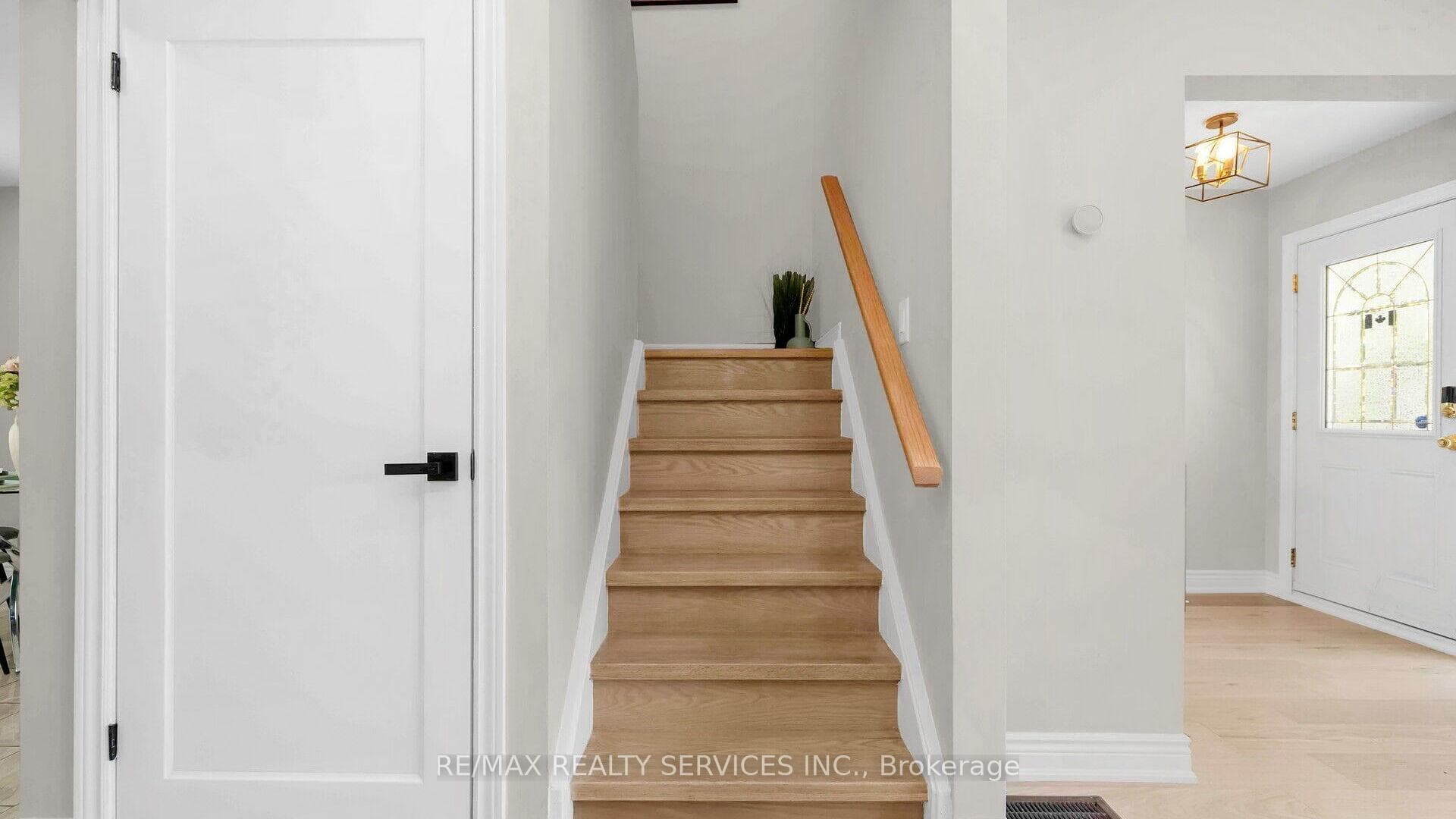 73 Griselda Crescent photo 19