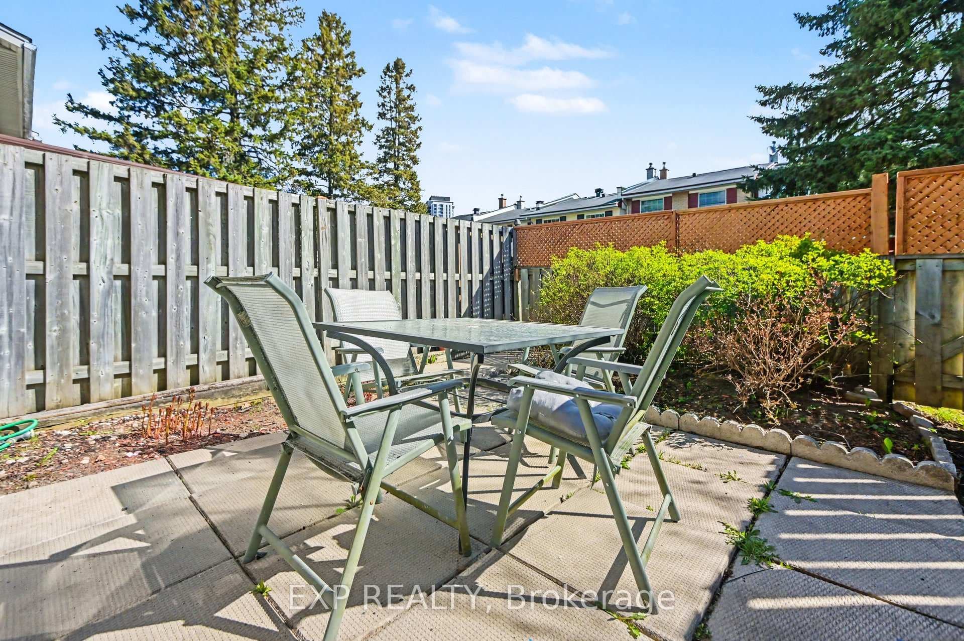 61 Monterey Drive photo 23