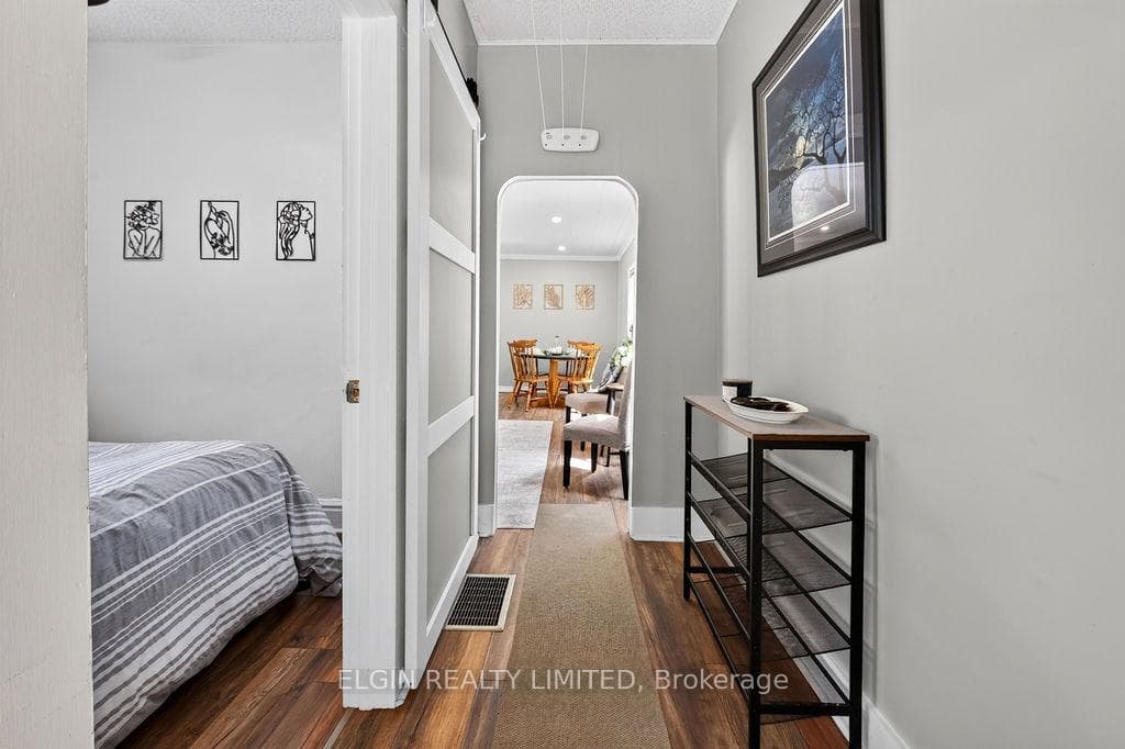 28 Walnut Street photo 7