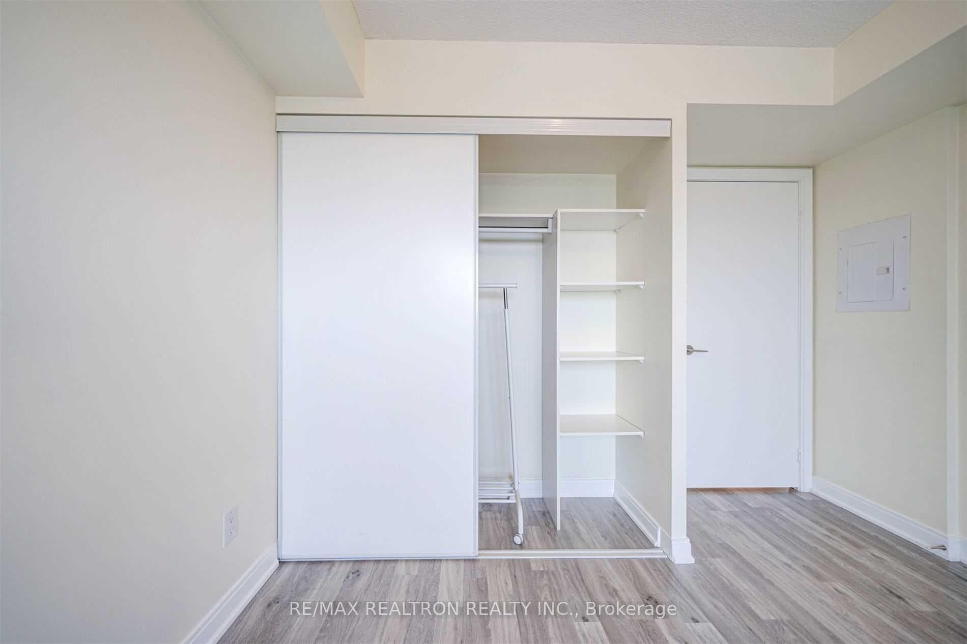 151 Village Green Square Unit 2410 photo 23