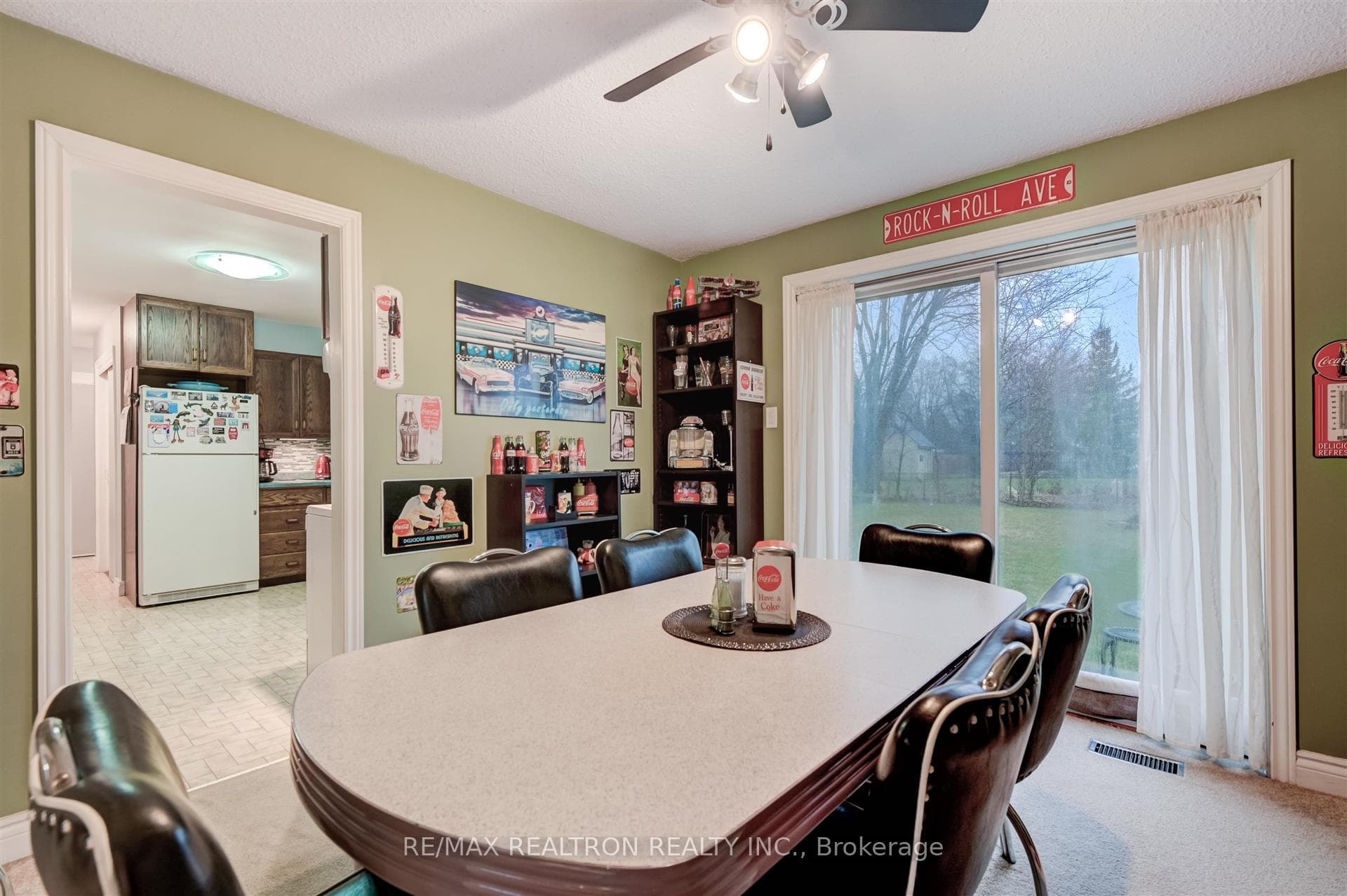 88 Marine Drive photo 5