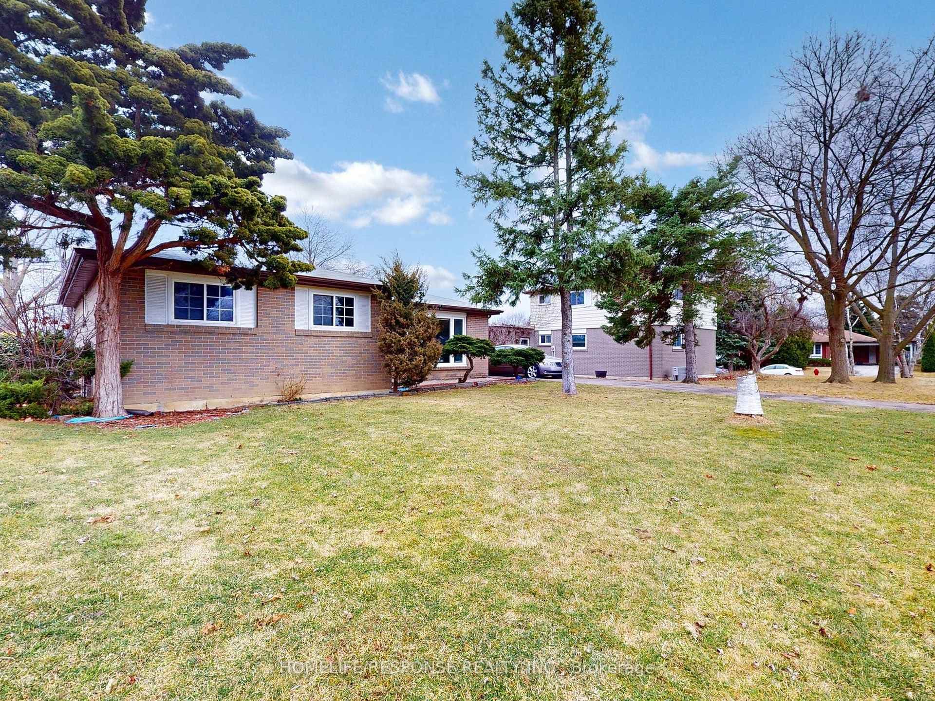 4 Drayton Crescent photo 2