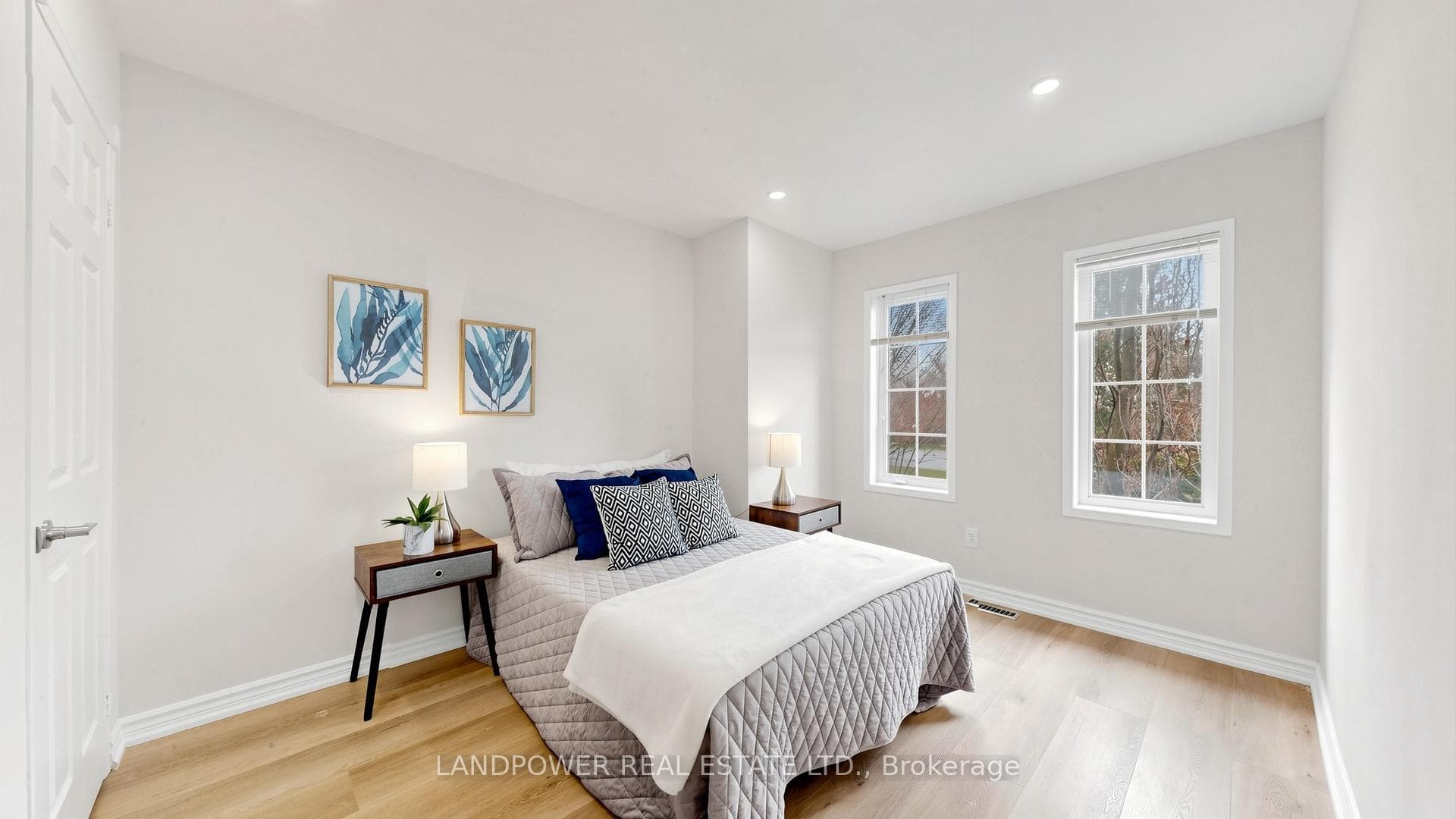 47 Queens Plate Drive photo 36