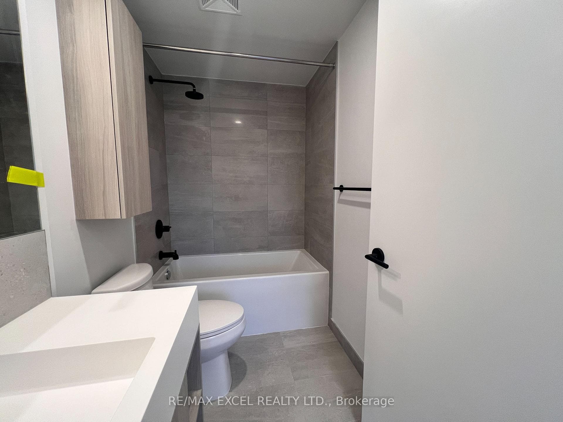 108 Peter Street Unit 921 photo 7
