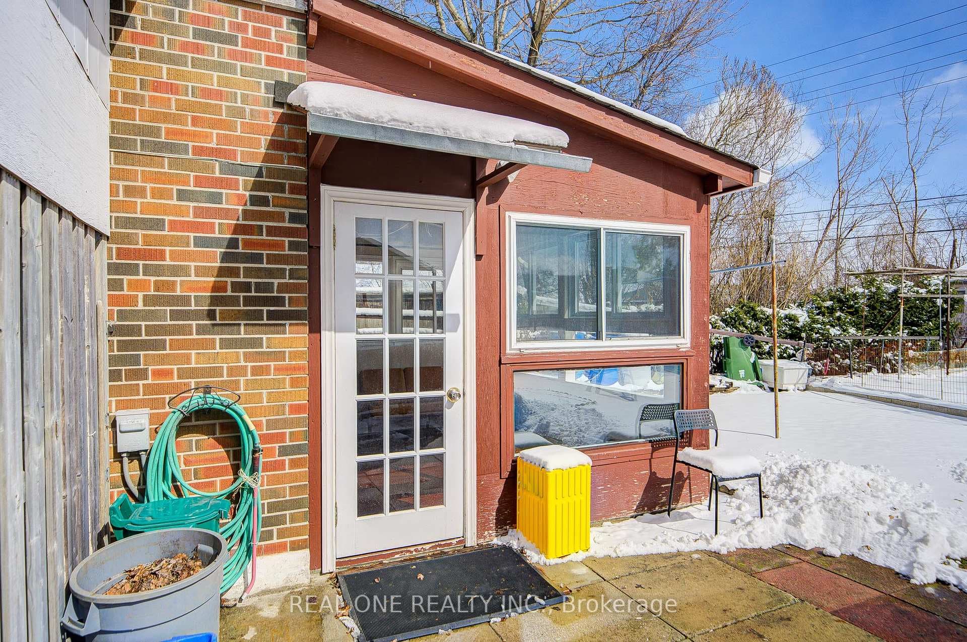85 Clydesdale Drive photo 43