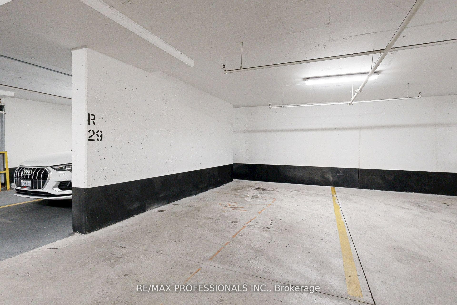 28 Linden Street Unit 1601 photo 15