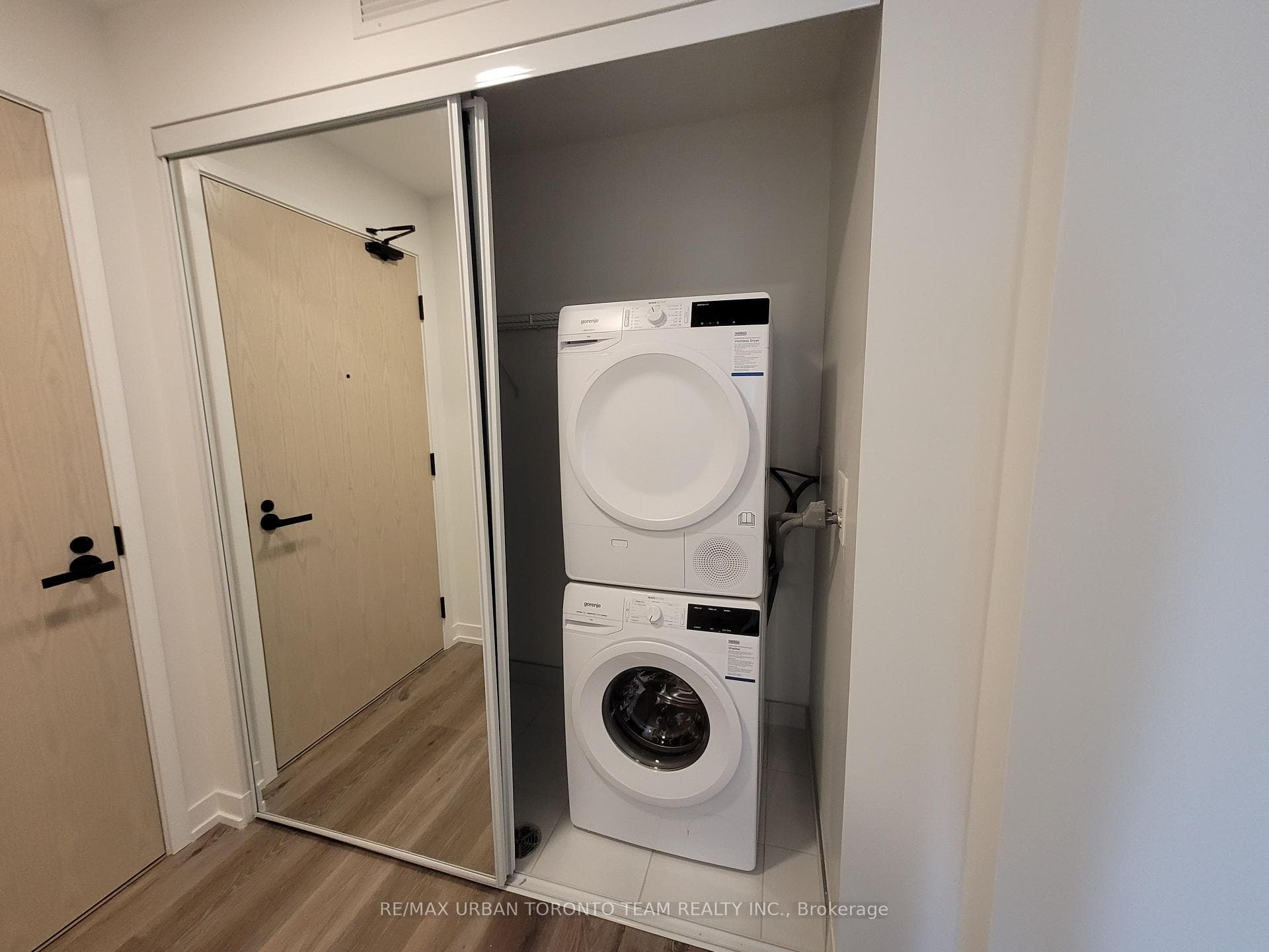 225 Commerce St Street Unit 1506 photo 7