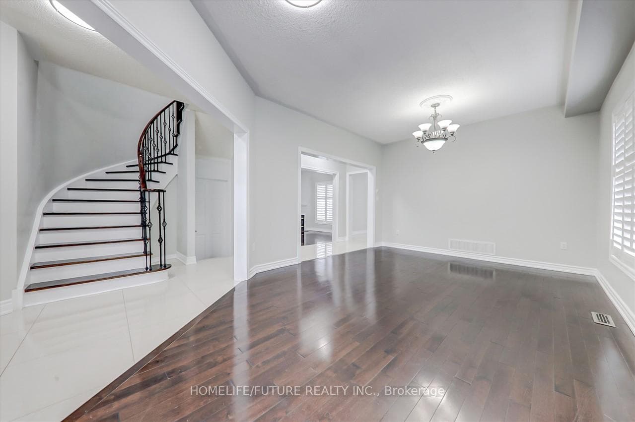 33 Eastvale Drive photo 7