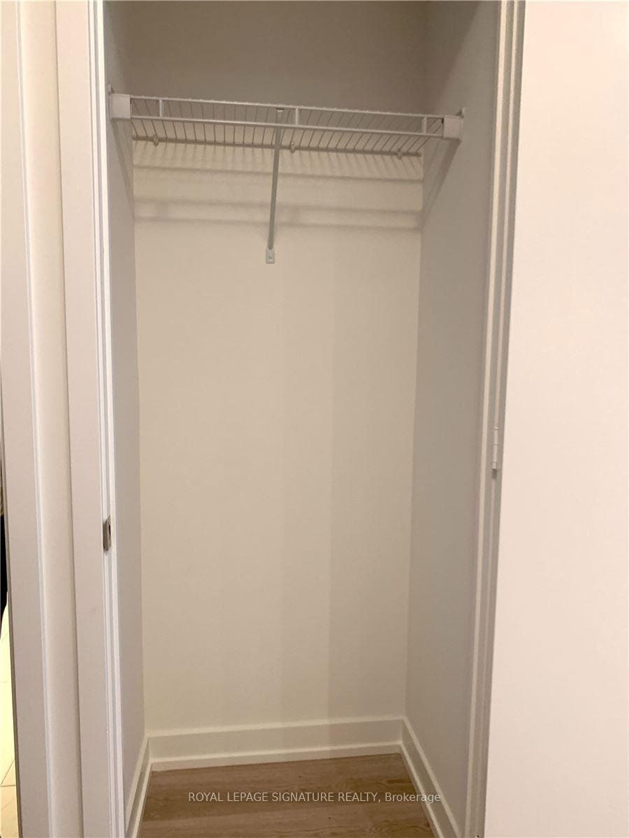 158 Front Street Unit 1205 photo 8