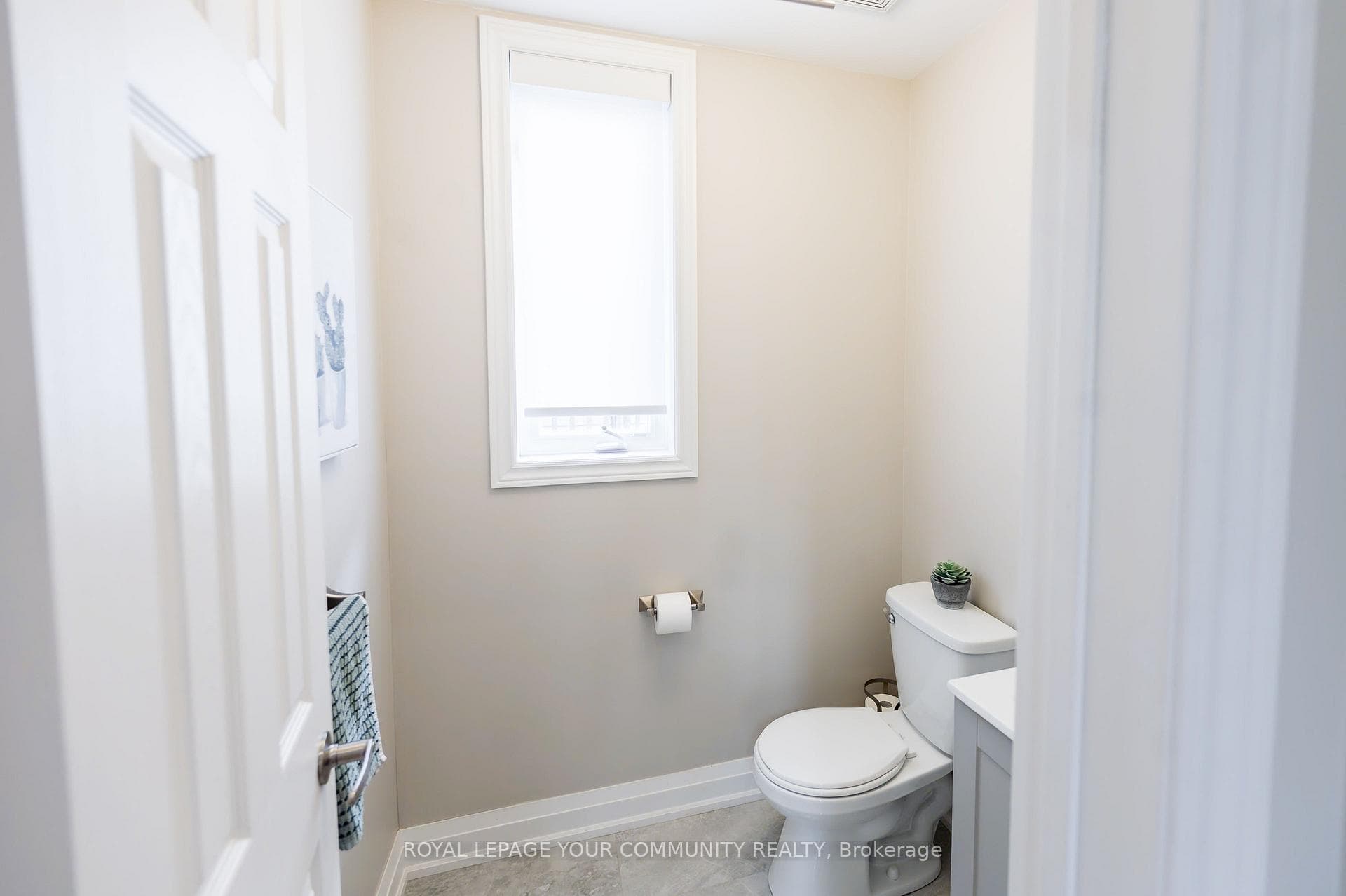 48 Dr Jones Drive photo 31