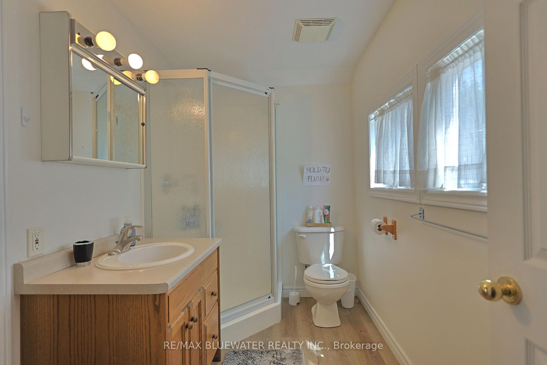 75 River Road photo 14