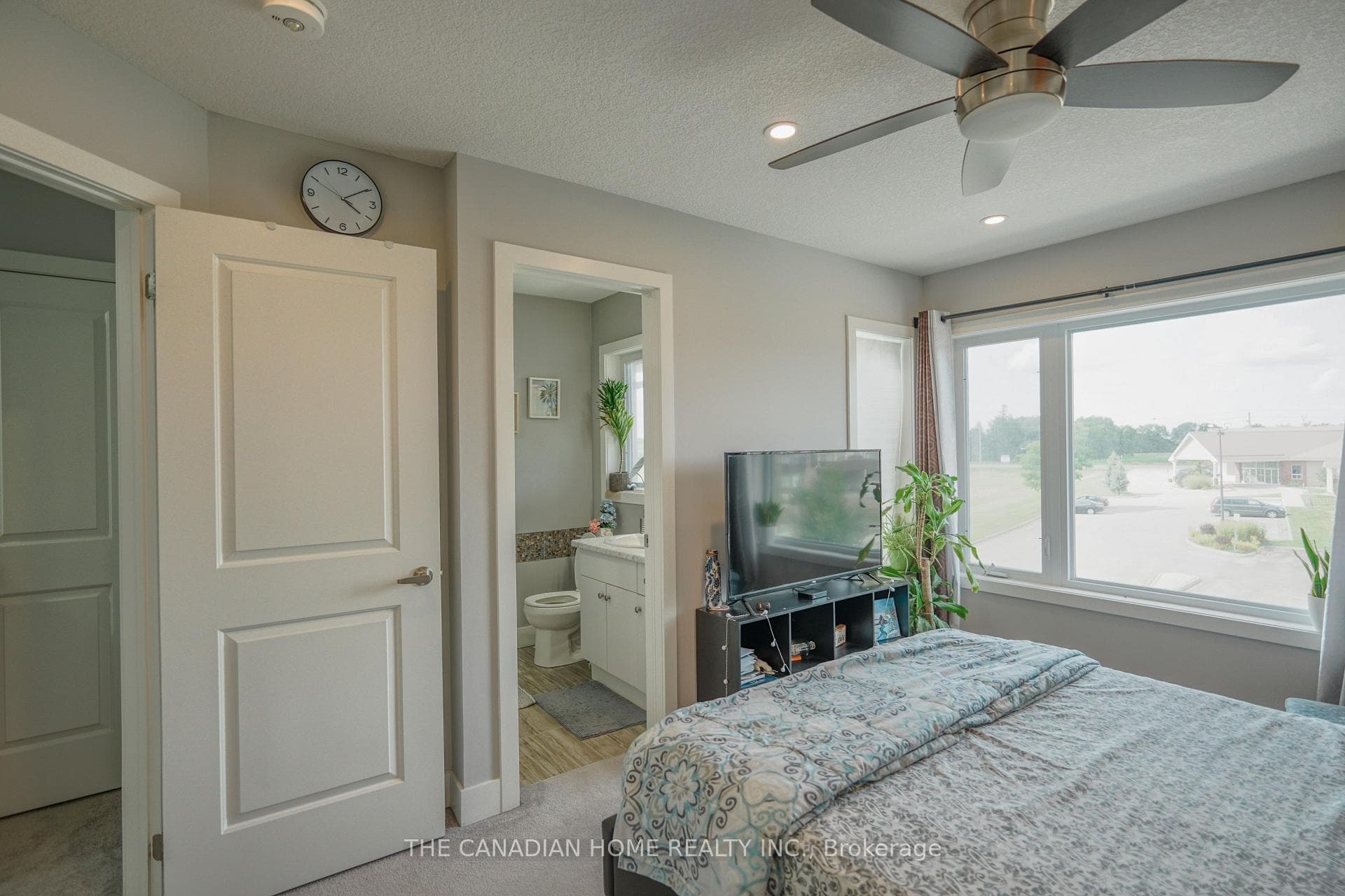 2070 Meadowgate Boulevard Unit 104 photo 23