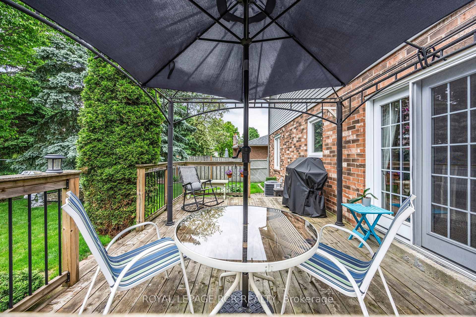 39 Passmore Avenue photo 33