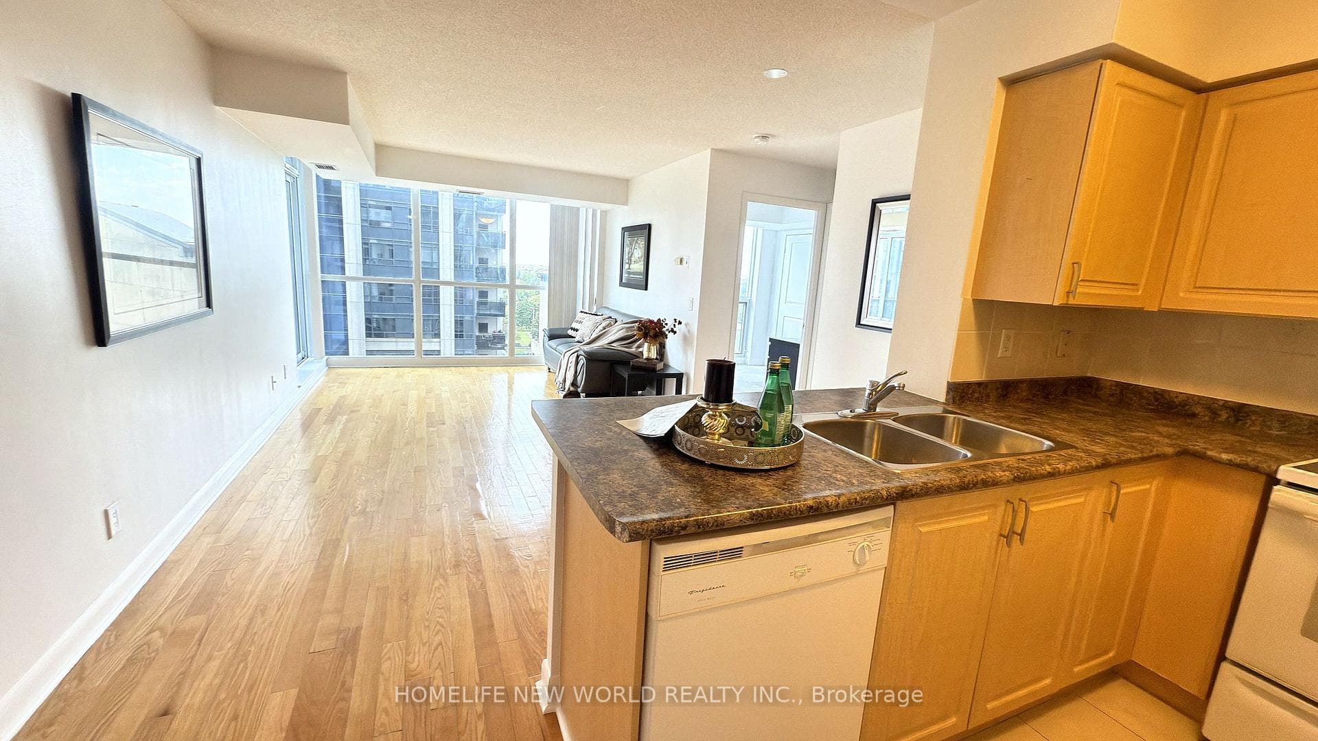 4978 Yonge Street Unit 1209 photo 11