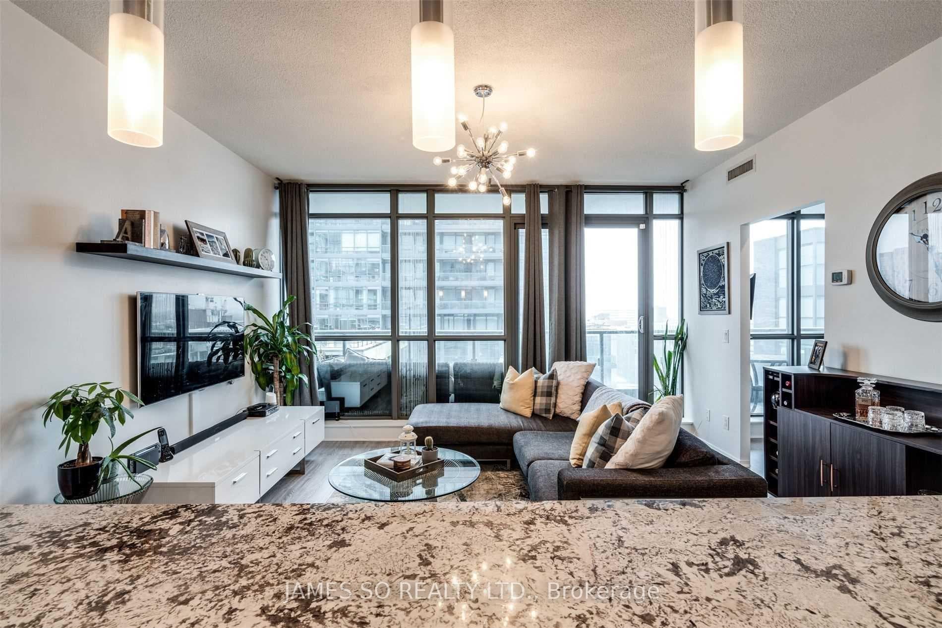 8 Charlotte Street Unit 1401 photo 7