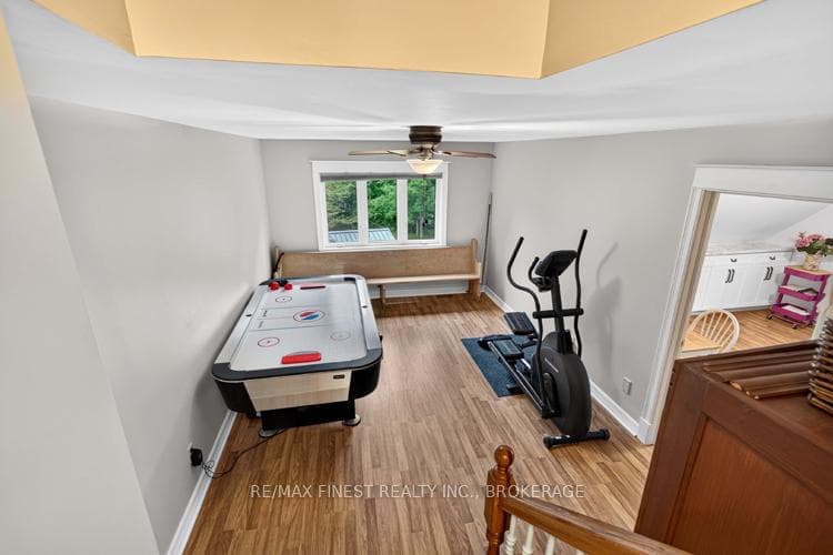 2038 Valleyview Drive photo 37