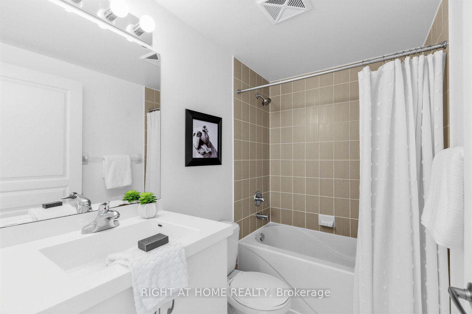 2240 Lake Shore Boulevard Unit 3104 photo 15