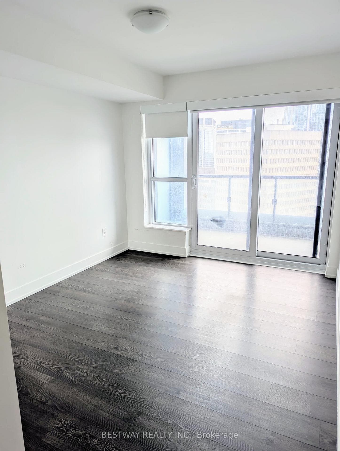 5 Mabelle Avenue Unit 1329 photo 6