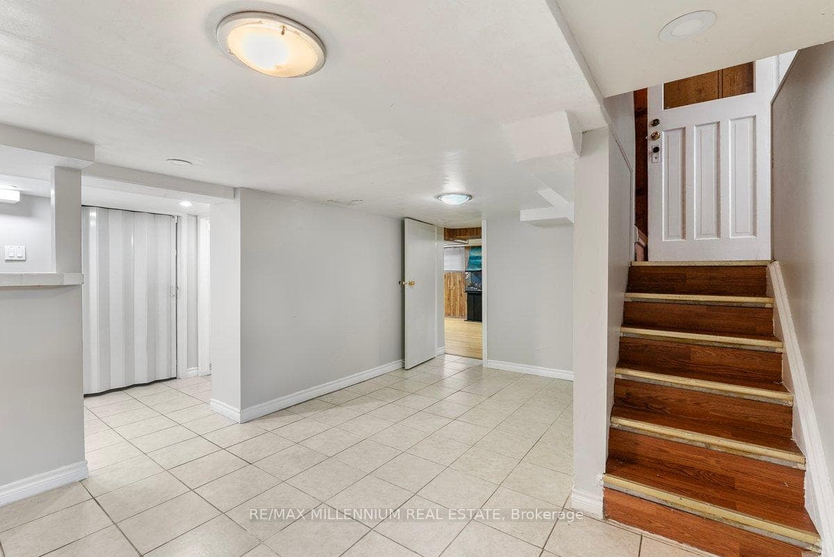 216 Morningside Avenue photo 15