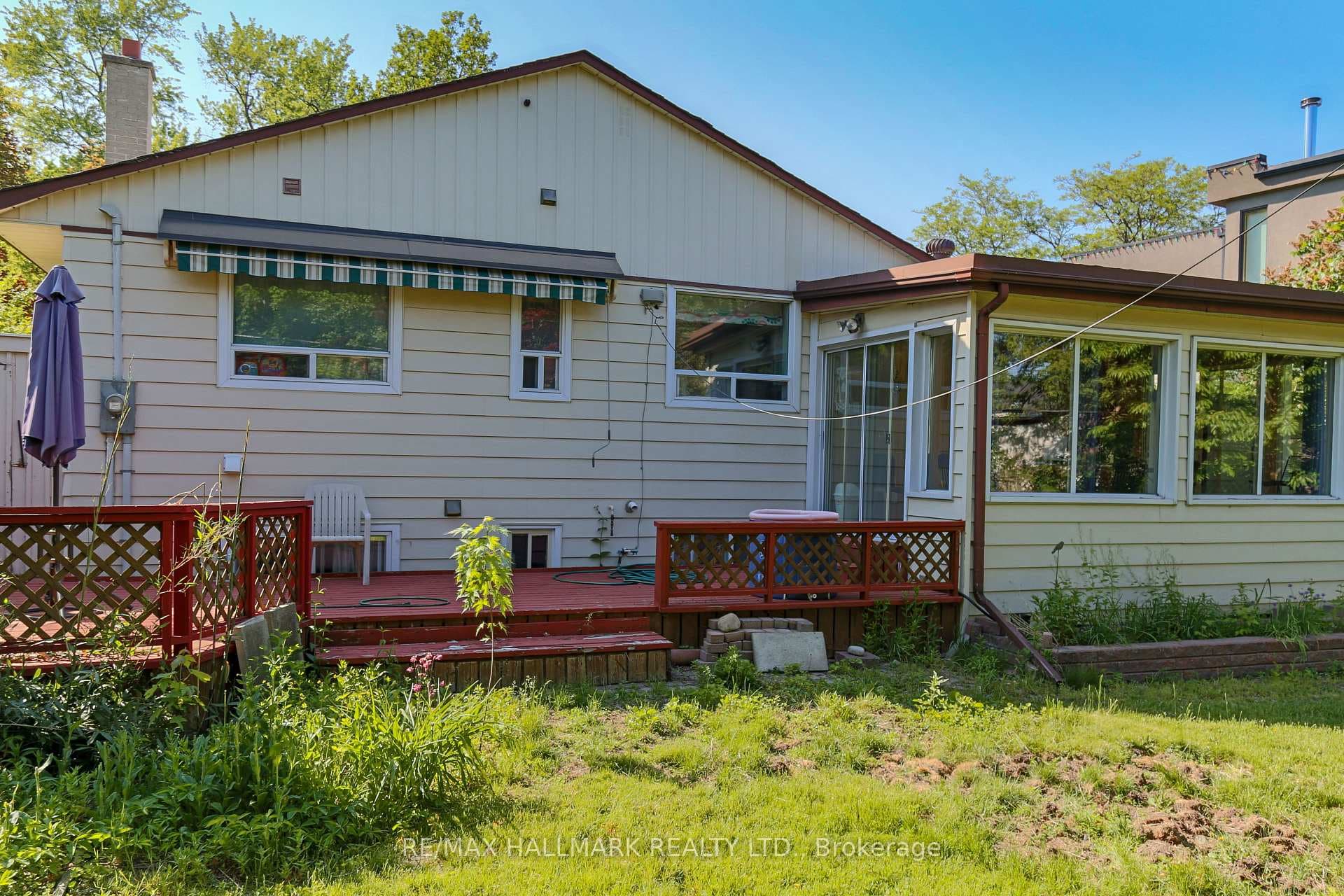 80 Berkinshaw Crescent photo 30