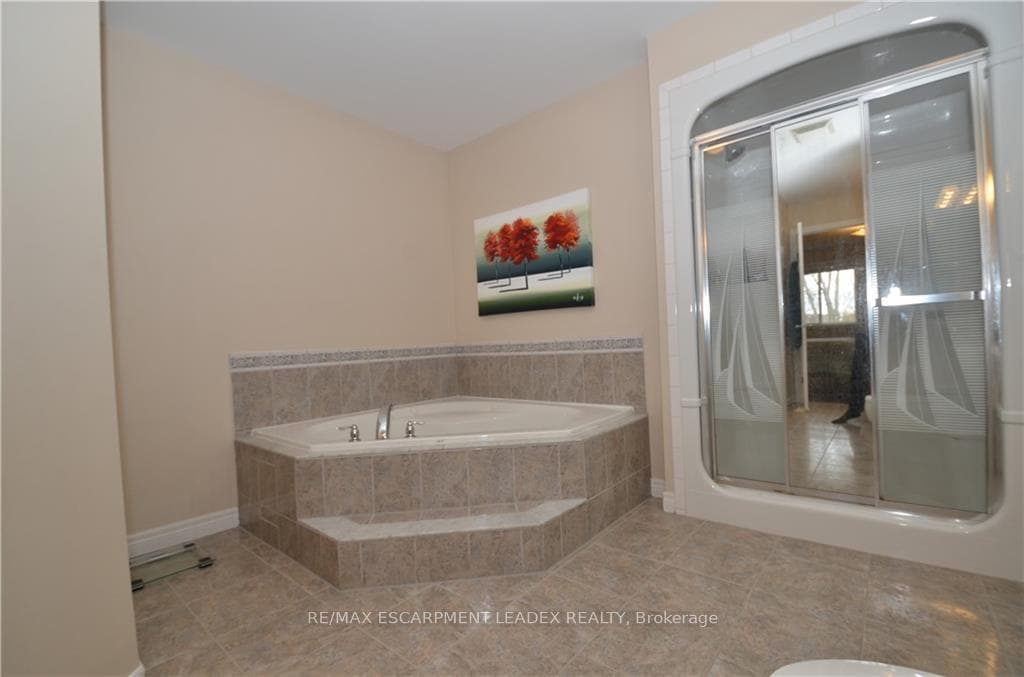 1132 Harrogate Drive photo 19