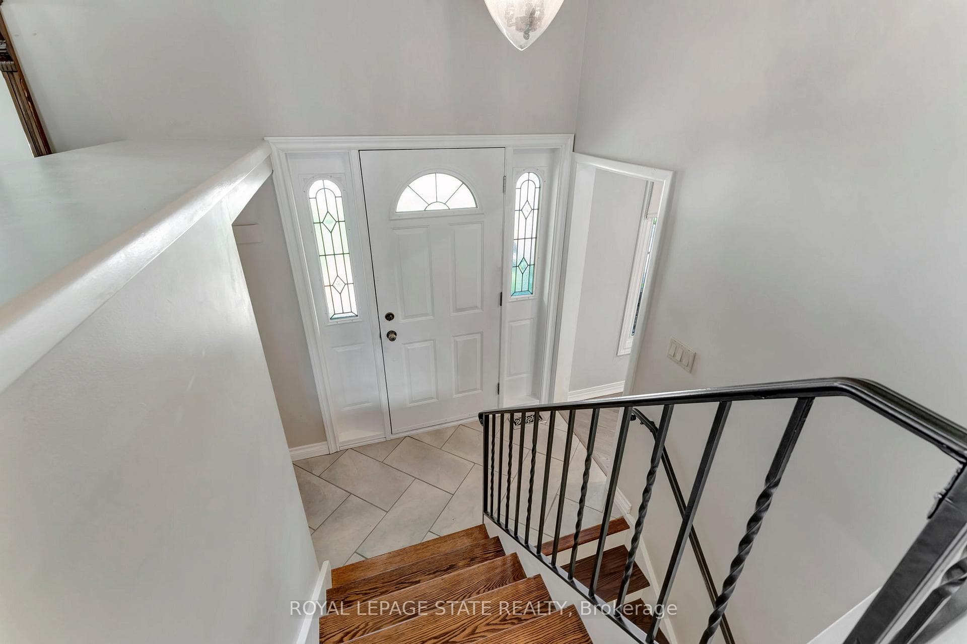 74 Hardale Crescent photo 12