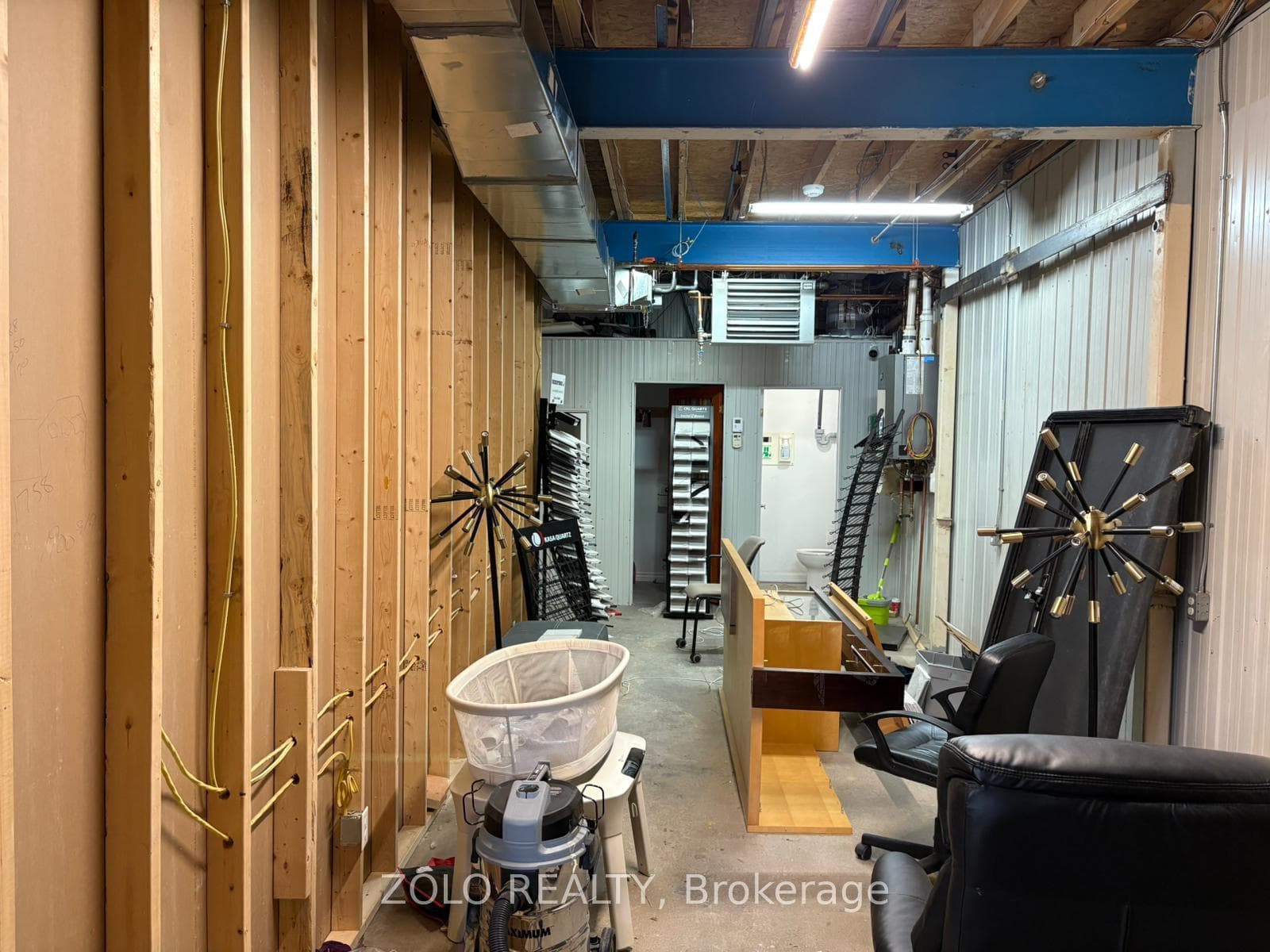 5509 Canotek Road Unit 7 photo 8