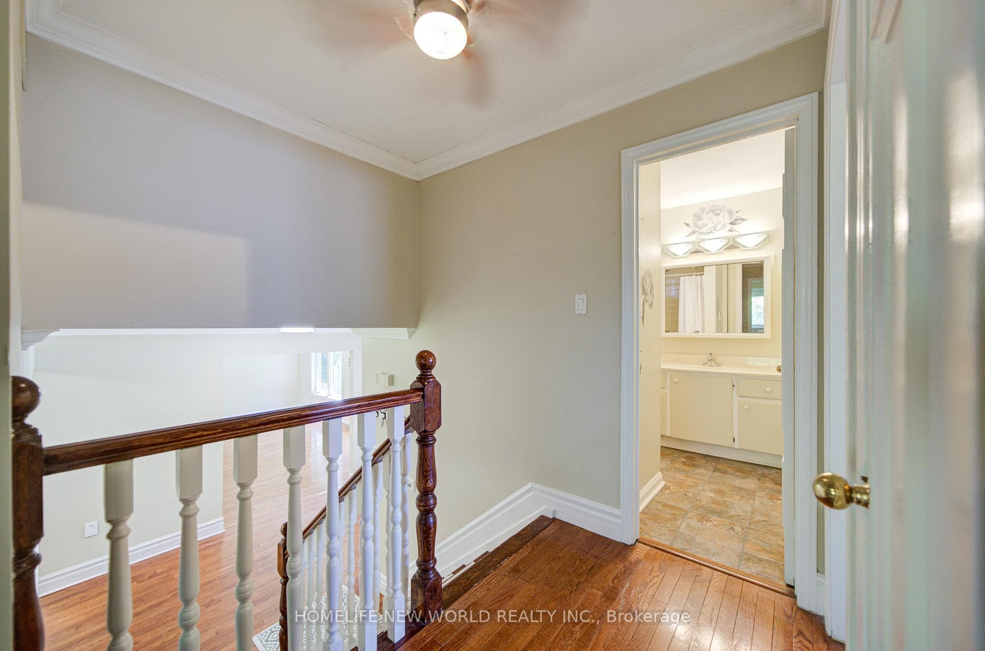 42 Hamilton Hall Drive photo 16